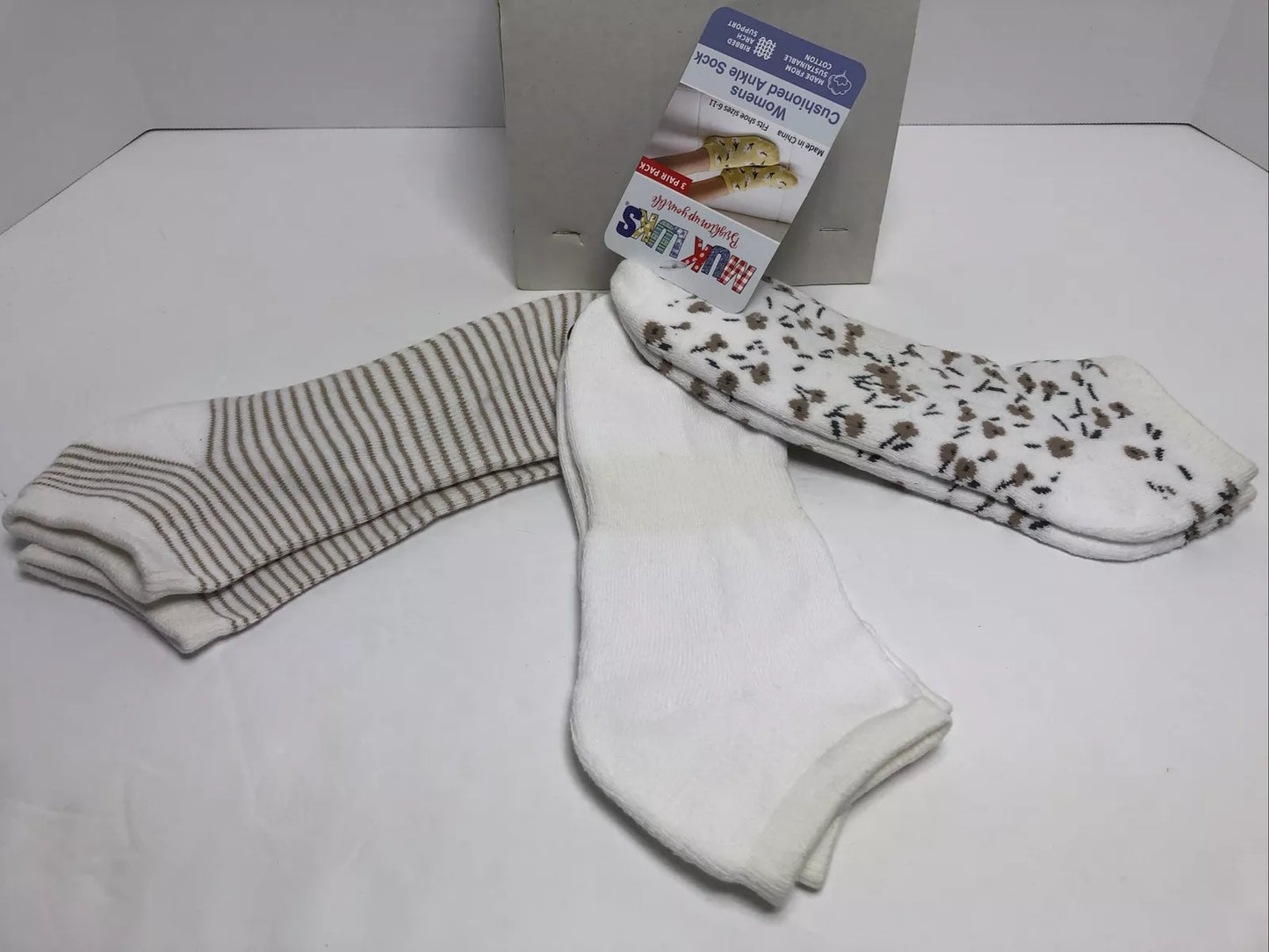 Muk Luks Women's Low-Cut Socks 3-Pair Cotton Blend