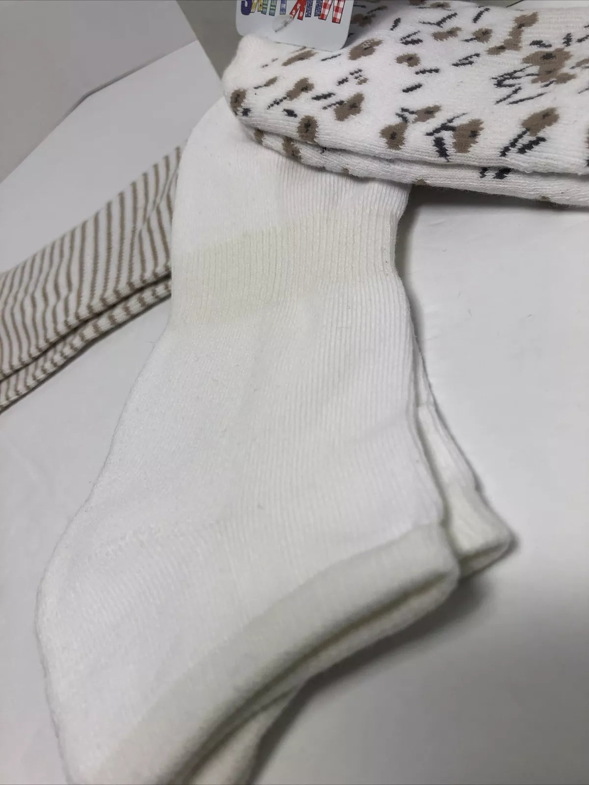 Muk Luks Women's Low-Cut Socks 3-Pair Cotton Blend