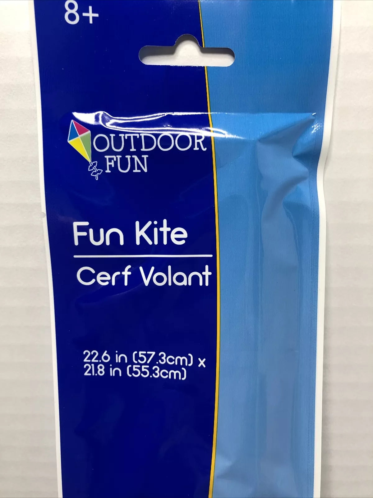 Smile Rainbow Kite 22.6 Inch Tall